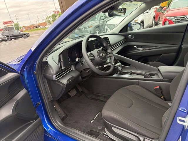 Certified 2023 Hyundai Elantra SEL FWD image 11