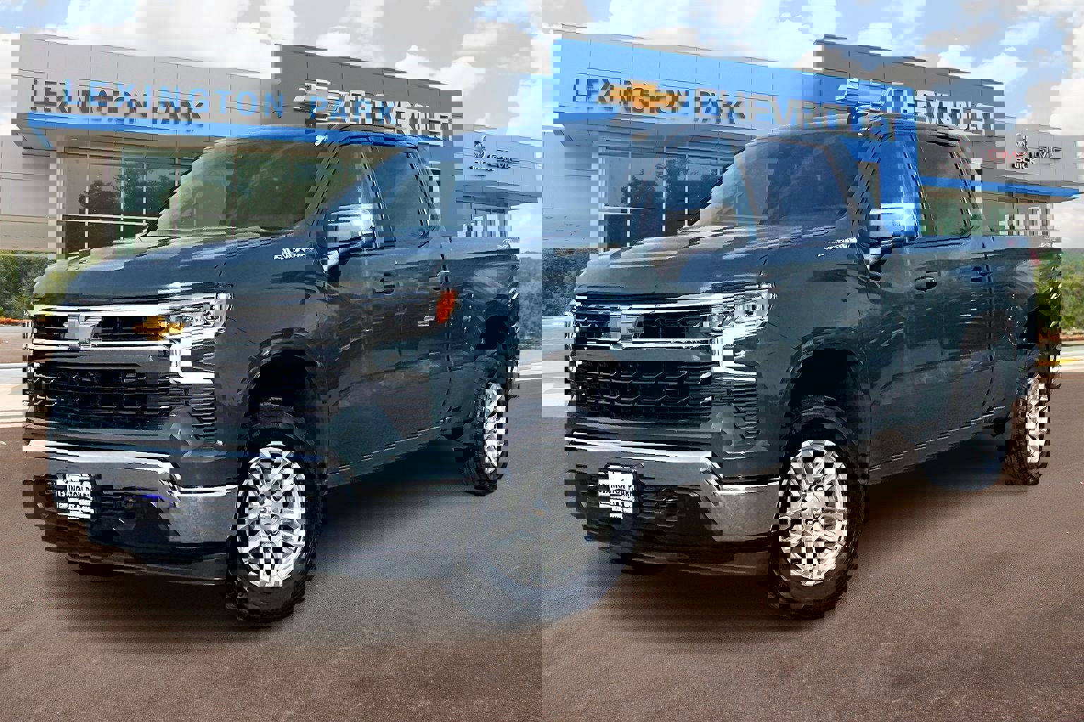 Used 2025 Chevrolet Silverado 1500 LT w/ Leather Package image 12