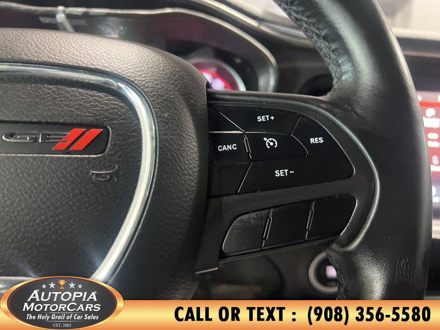 Used 2017 Dodge Challenger R/T Scat Pack RWD image 16