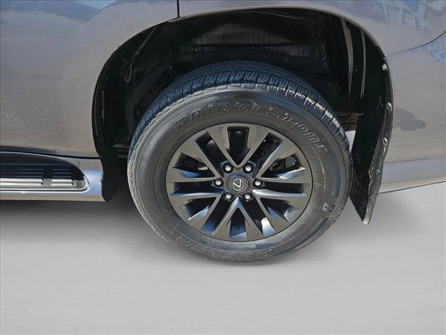 Used 2020 Lexus GX 460 Premium w/ Premium Package AWD/4WD image 9