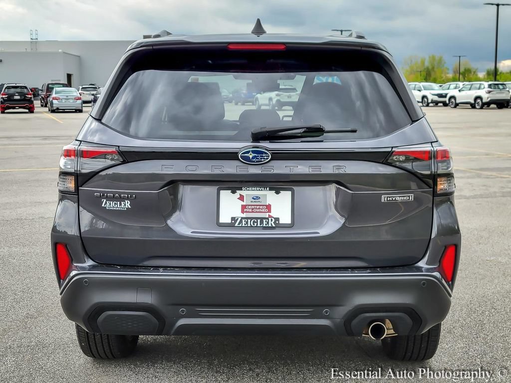 Used 2025 Subaru Forester Touring AWD/4WD image 5