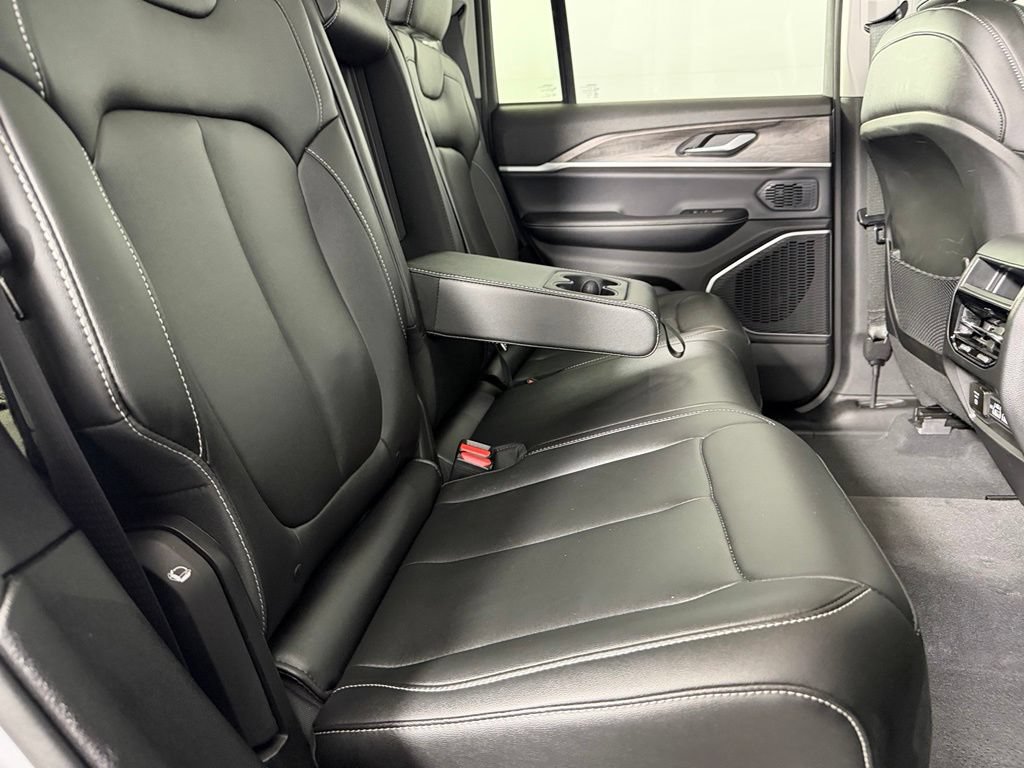 Used 2024 Jeep Grand Cherokee Limited 4xe AWD/4WD image 20
