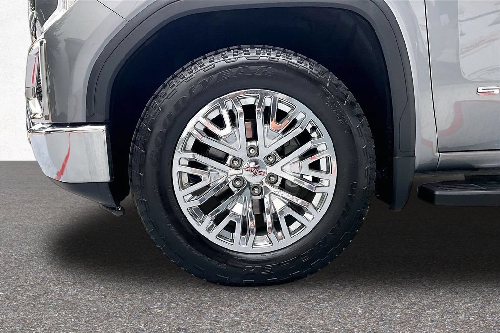 Used 2022 GMC Sierra 1500 SLT w/ SLT Premium Plus Package AWD/4WD image 34