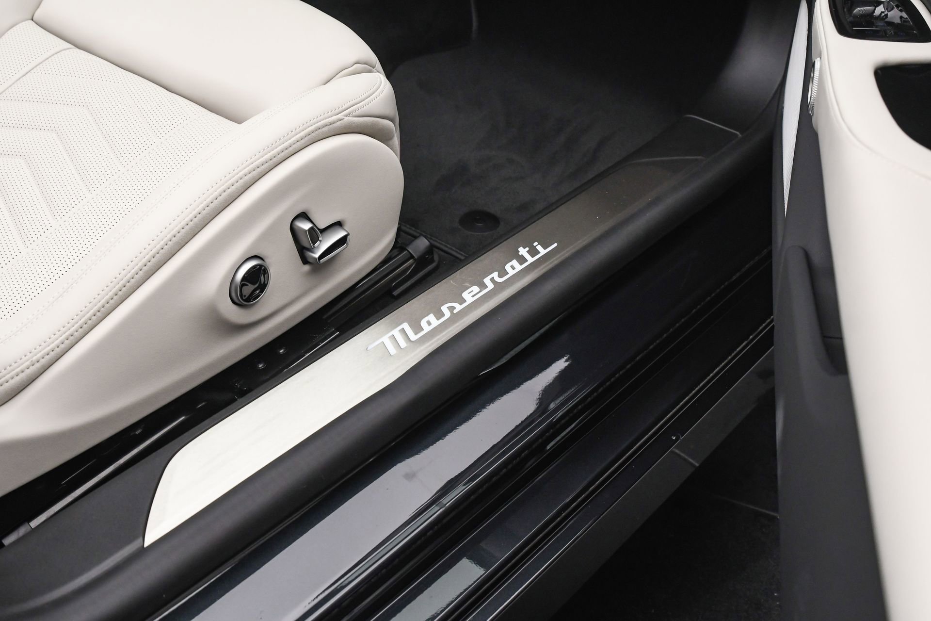 New 2025 Maserati GranCabrio Modena image 43