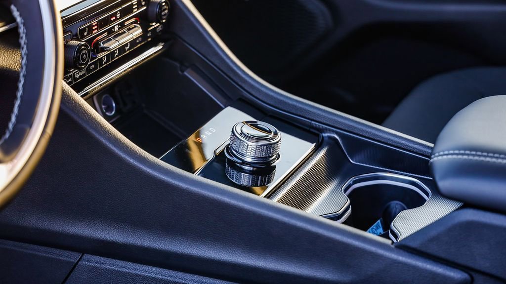 New 2025 Jeep Grand Cherokee Laredo X w/ Luxury Tech Group I image 21