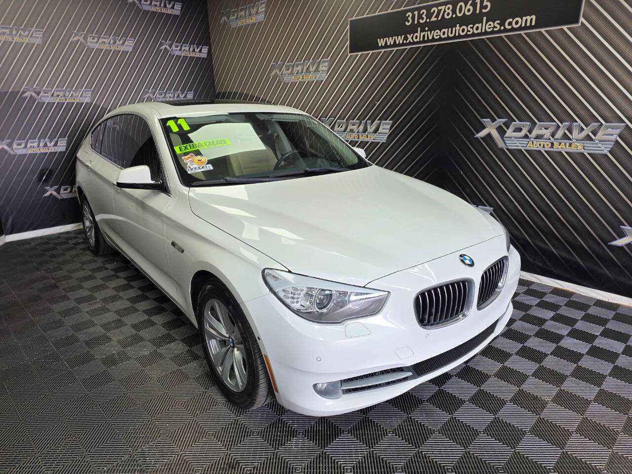 Used 2011 BMW 535i Gran Turismo RWD image 7