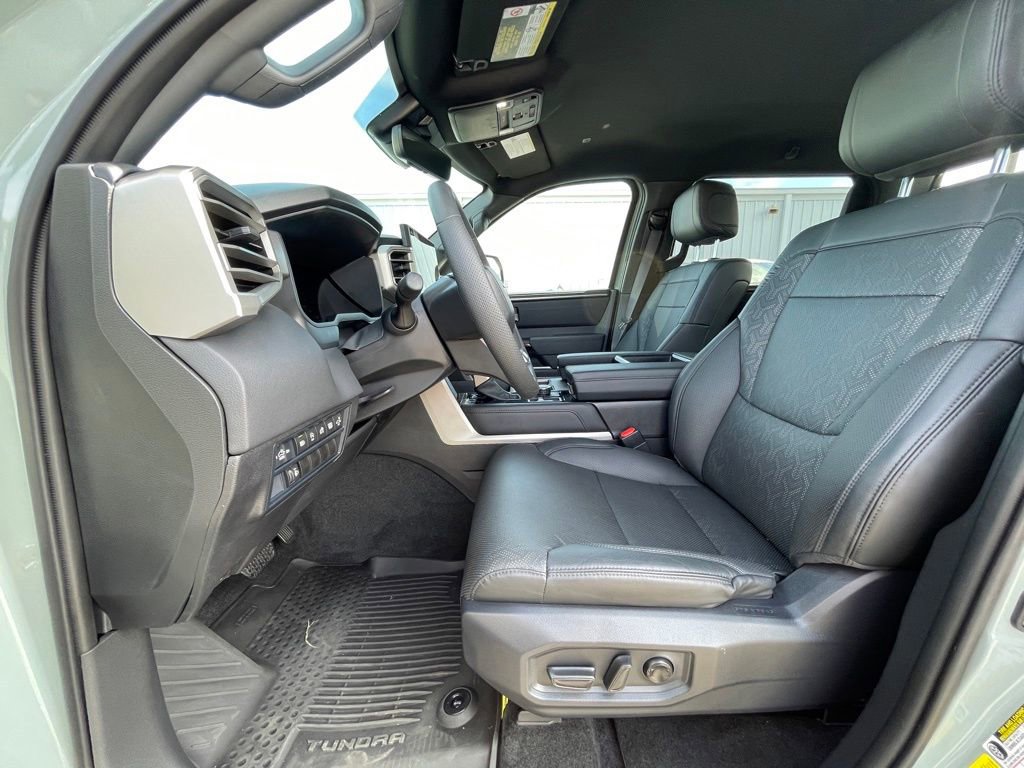 Used 2025 Toyota Tundra Limited image 17