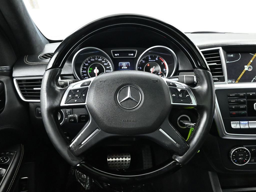 Used 2014 Mercedes-Benz GL 63 AMG 4MATIC image 27