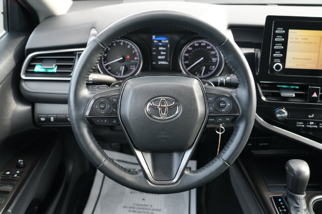 Used 2023 Toyota Camry SE FWD image 15