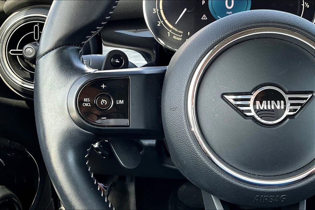 Used 2022 MINI Cooper S image 8