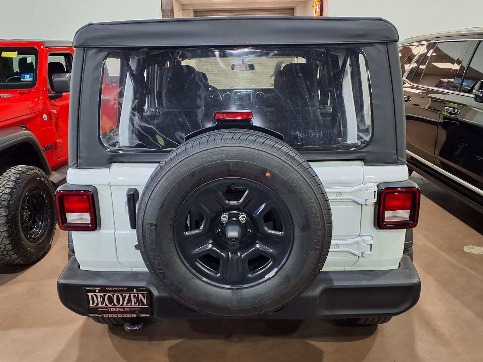 Used 2023 Jeep Wrangler Sport image 5