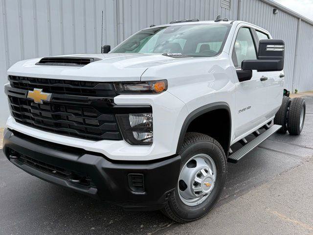New 2026 Chevrolet Silverado 3500 W/T RWD image 1