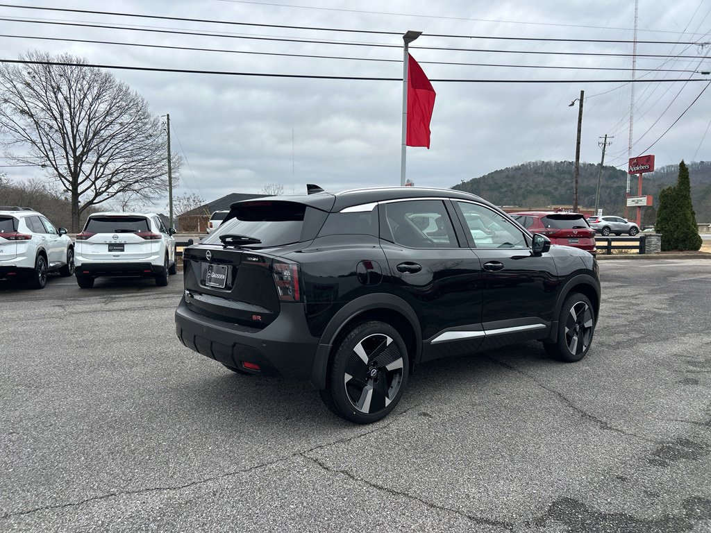 New 2026 Nissan Kicks SR image 4