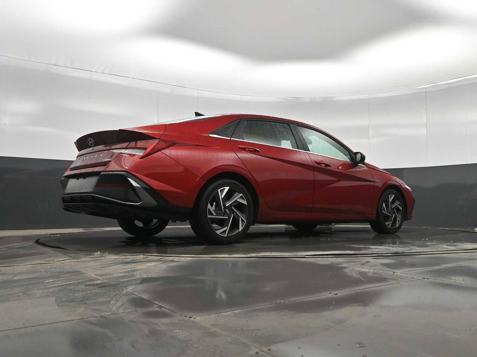 Certified 2025 Hyundai Elantra Limited image 38