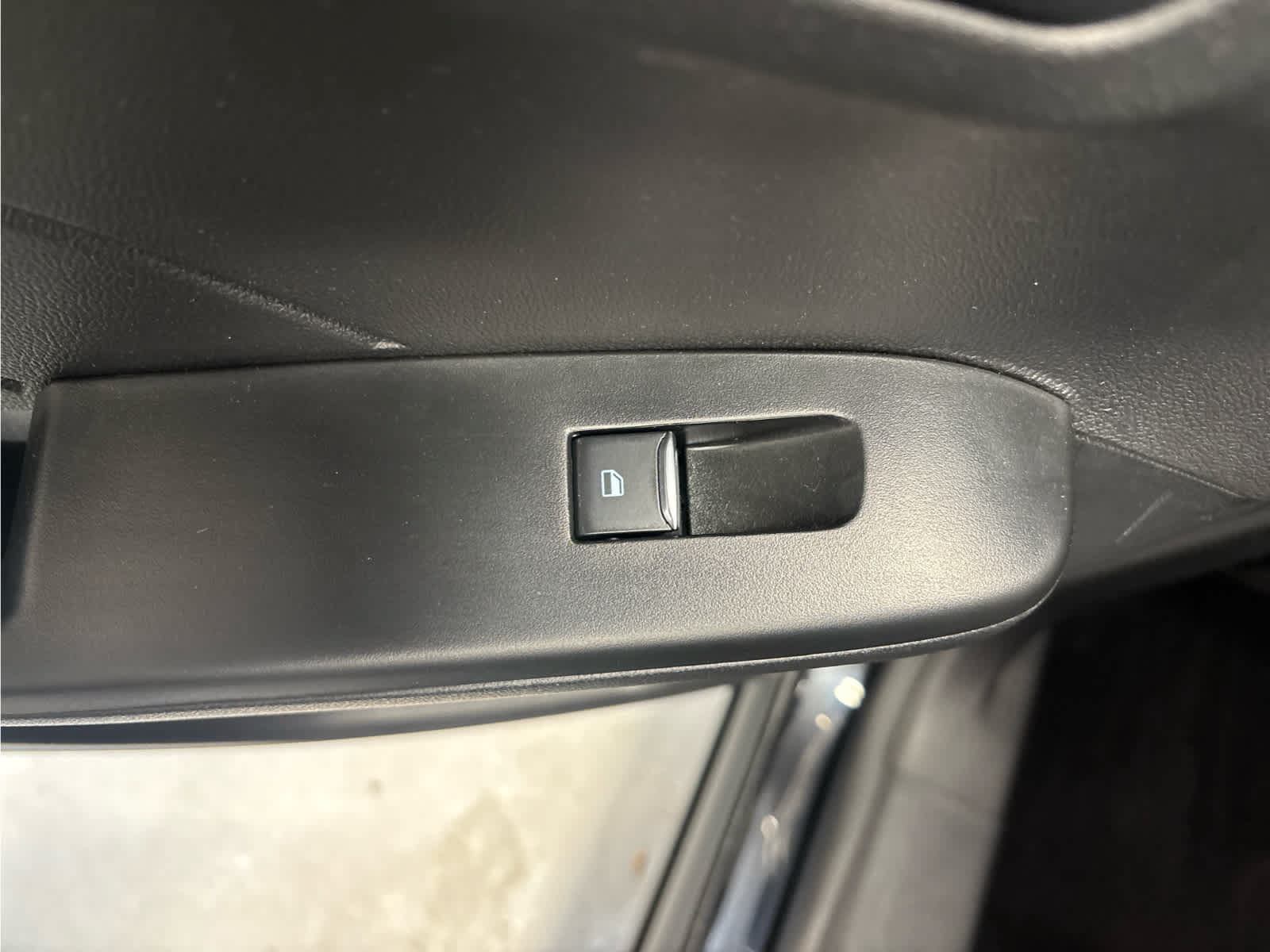 Certified 2023 Ford Escape Active AWD/4WD image 33