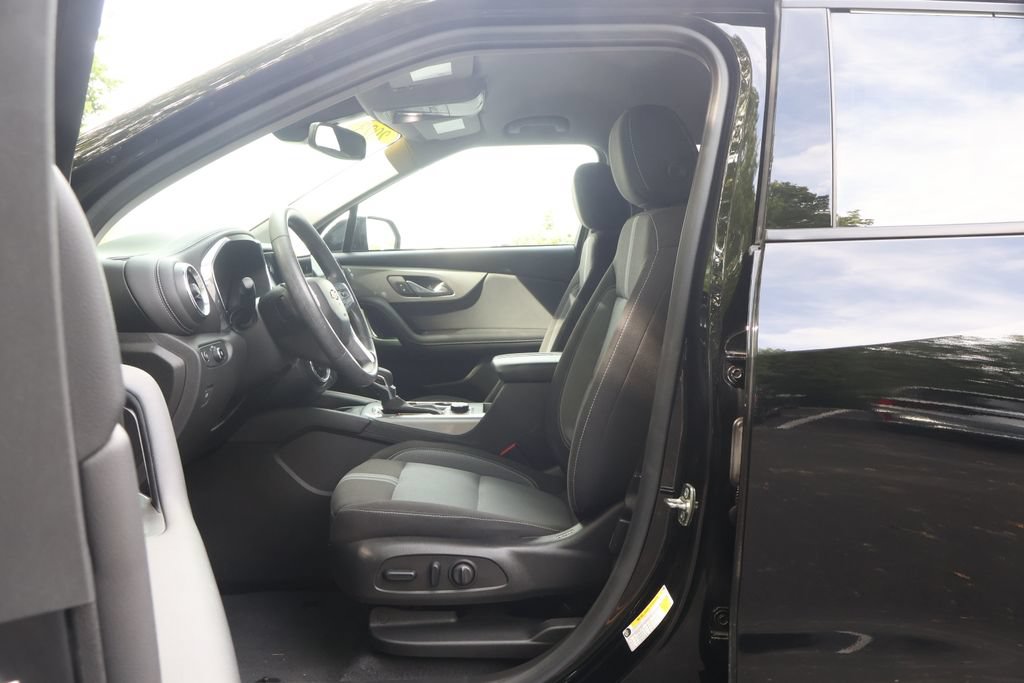 Used 2023 Chevrolet Blazer LT w/ Convenience Package FWD image 34