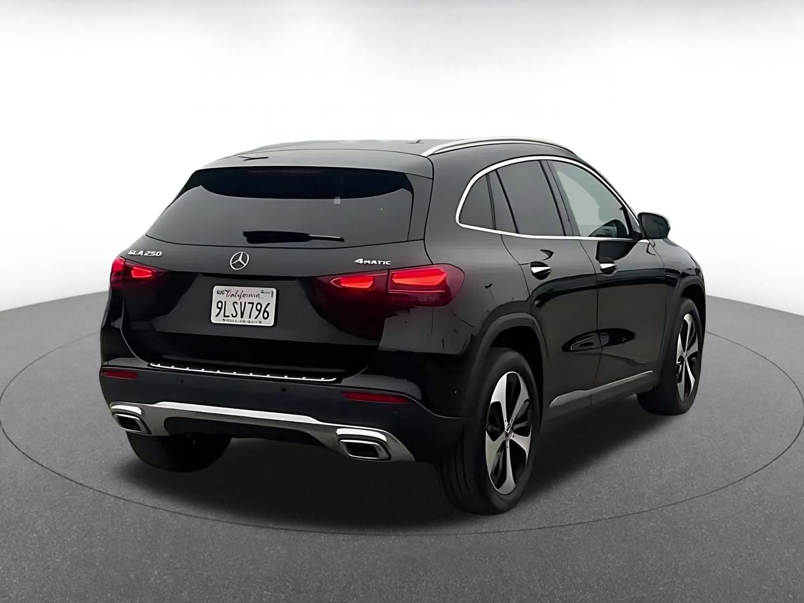 Used 2025 Mercedes-Benz GLA 250 4MATIC image 14