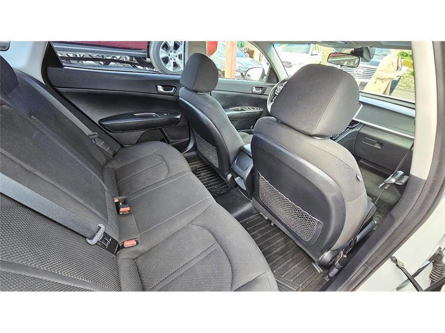 Used 2019 Kia Optima LX FWD image 15