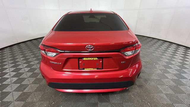 Used 2020 Toyota Corolla LE FWD image 4