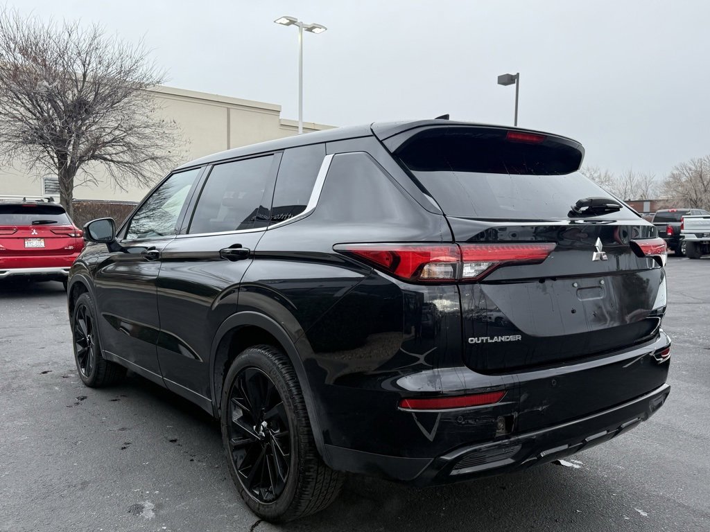 Used 2024 Mitsubishi Outlander SE image 5
