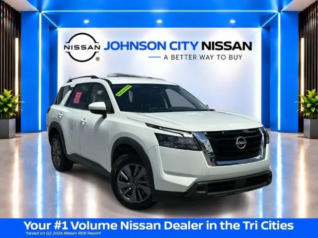 Certified 2025 Nissan Pathfinder SV