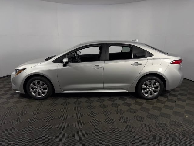 New 2026 Toyota Corolla LE FWD image 4