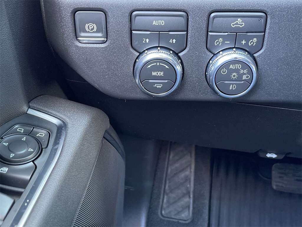 New 2026 GMC Sierra 1500 Elevation image 18