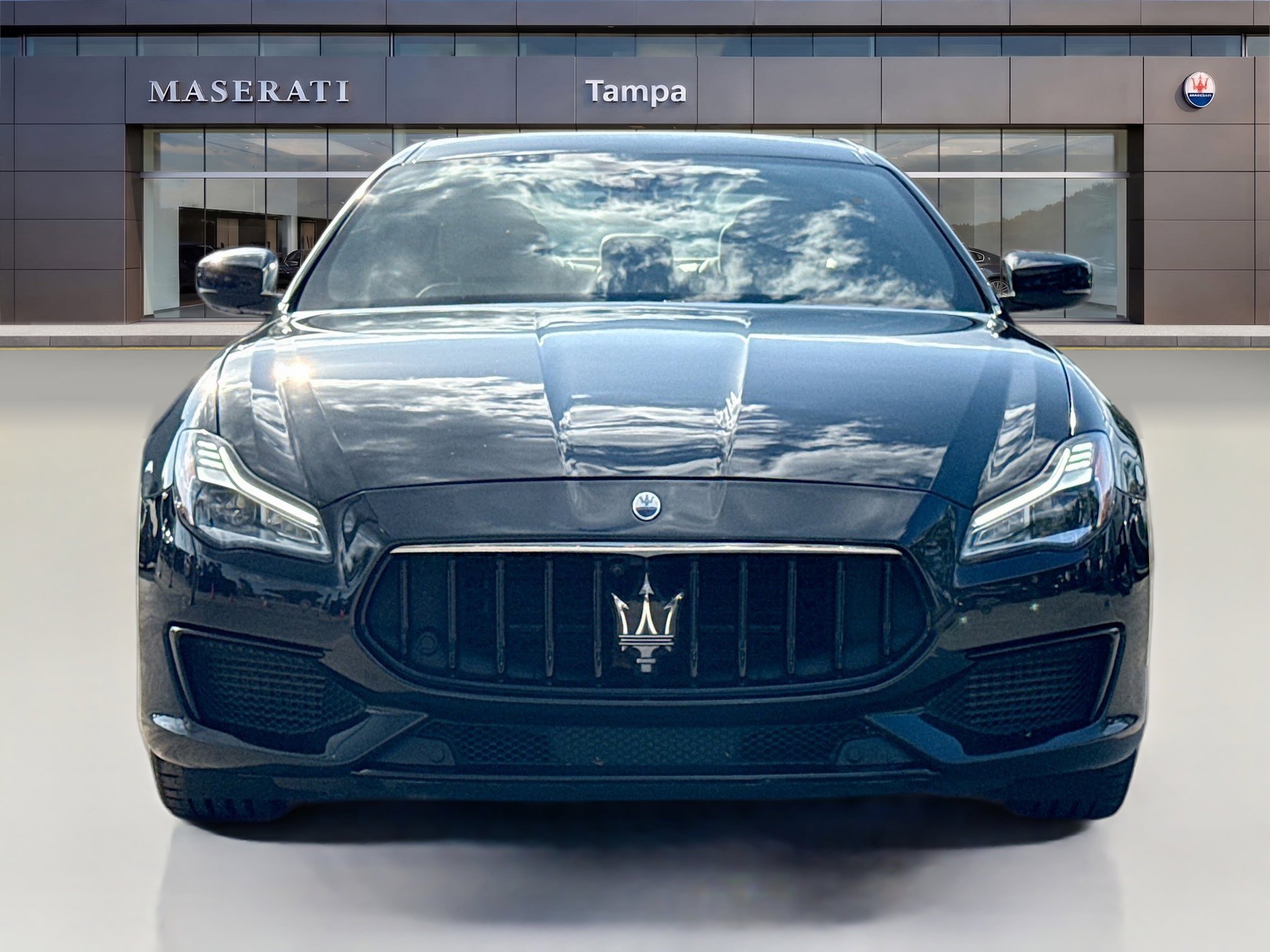 Used 2022 Maserati Quattroporte Modena RWD image 8