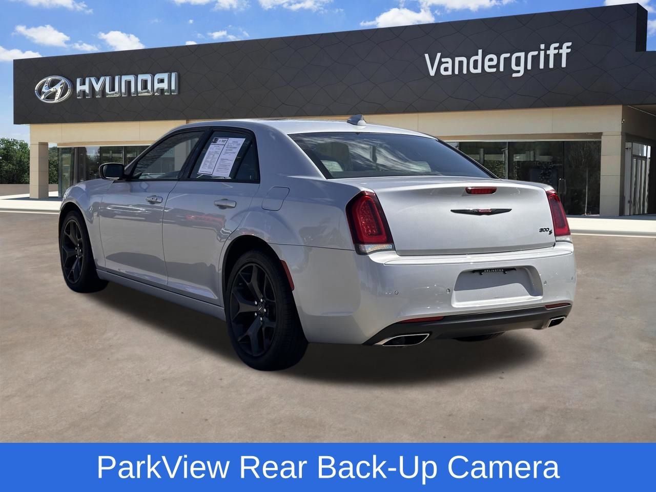 Used 2023 Chrysler 300 S image 8