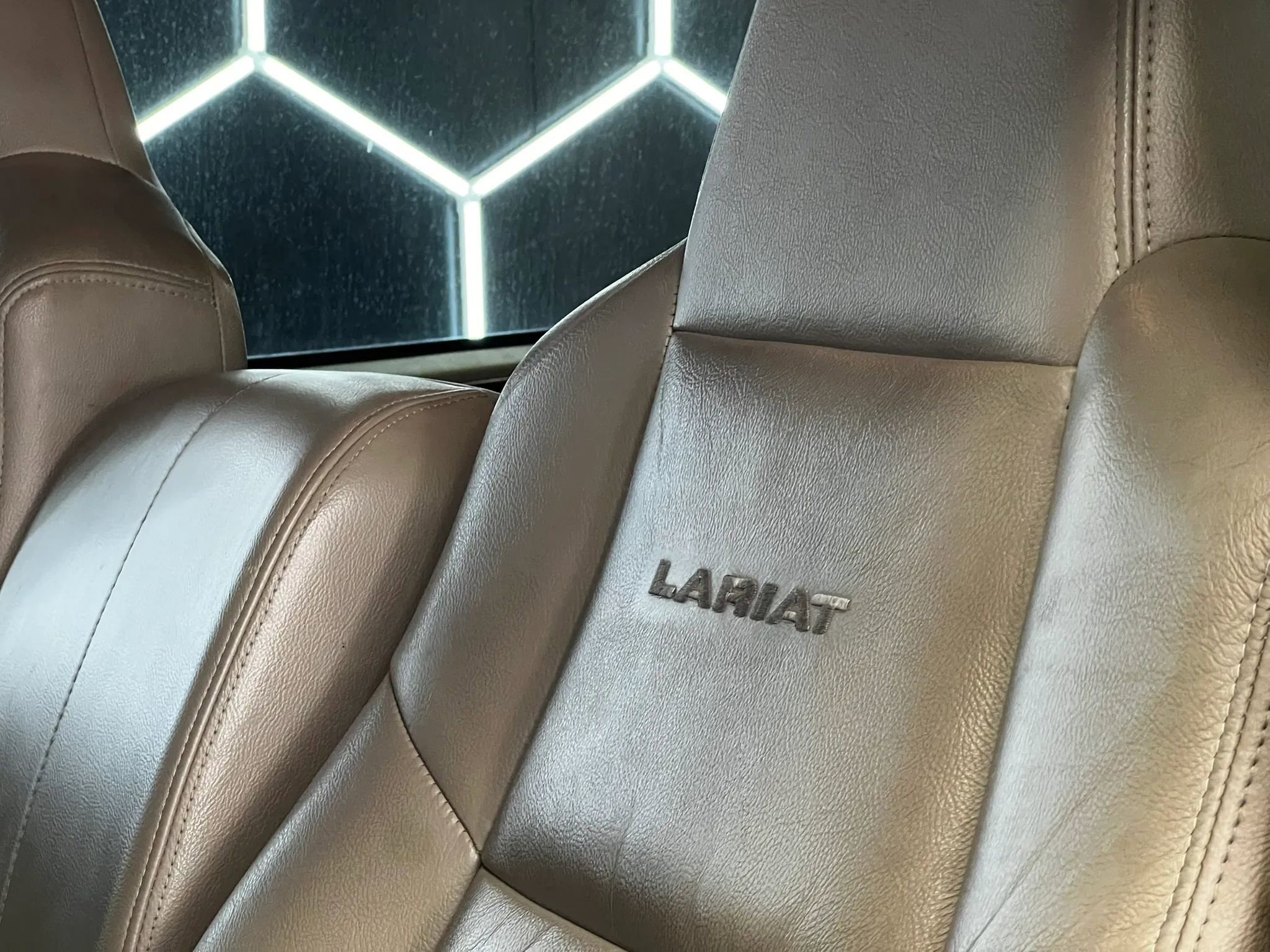 Used 2006 Ford F250 Lariat image 17