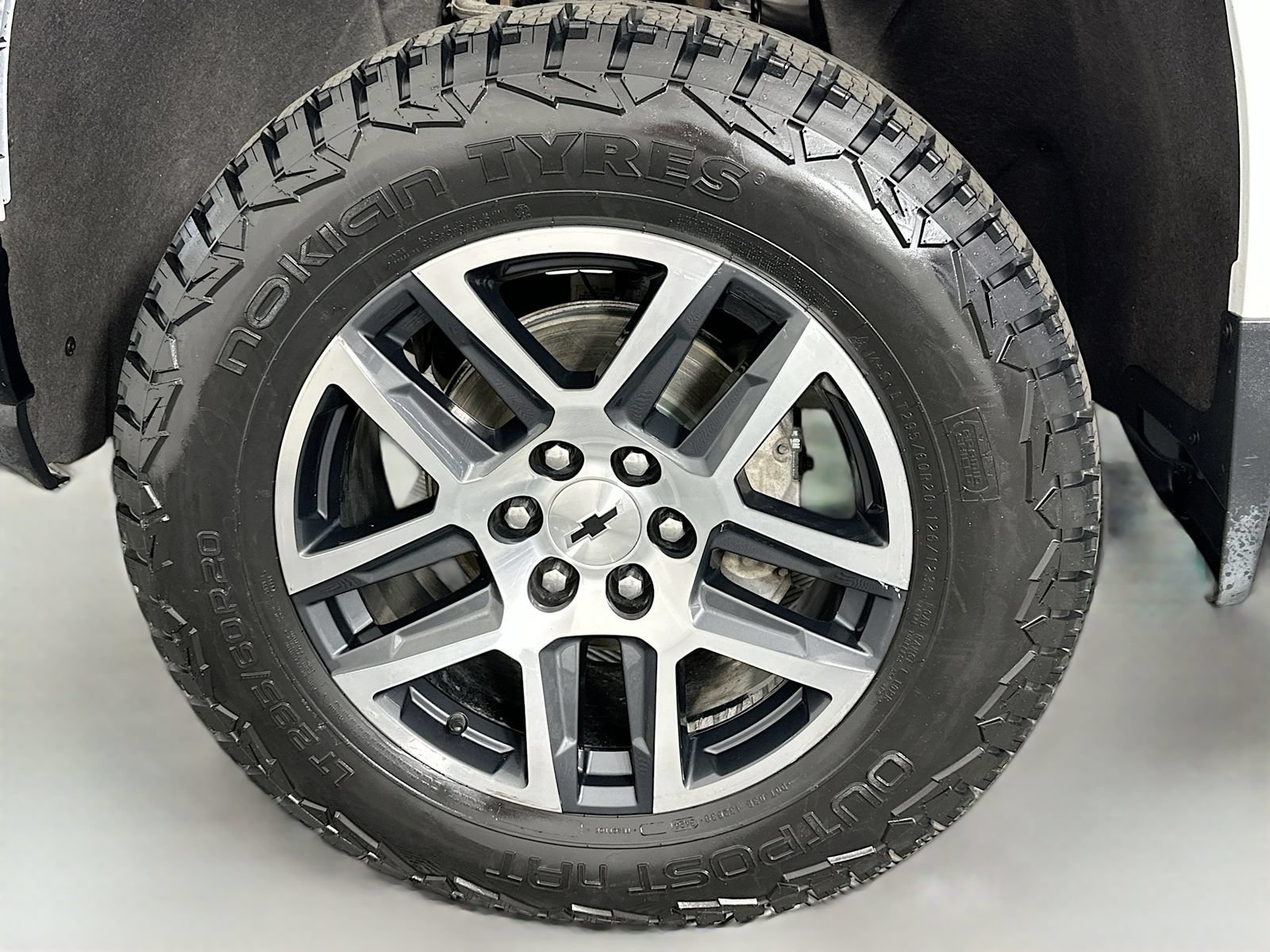 Used 2019 Chevrolet Silverado 1500 LT Trail Boss w/ Convenience Package AWD/4WD image 32
