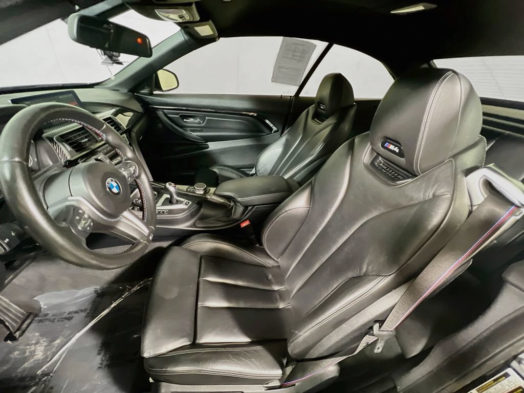Used 2018 BMW M4 Convertible w/ Competition Package RWD image 19
