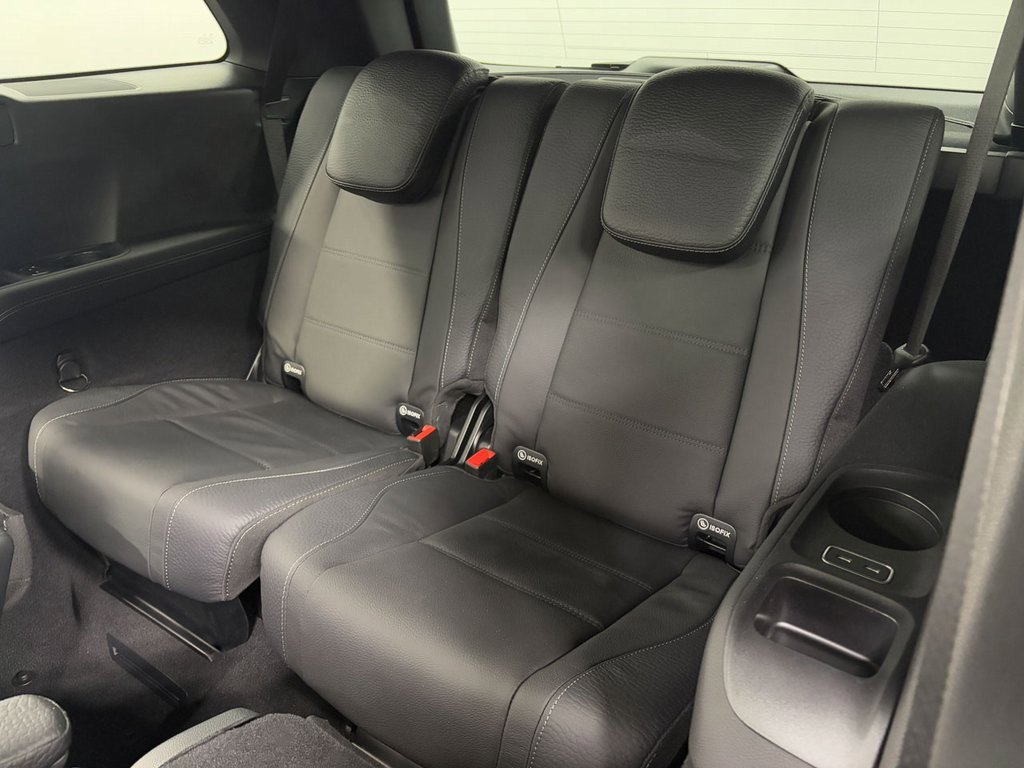Used 2025 Mercedes-Benz GLS 580 4MATIC image 29