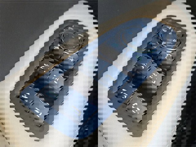 New 2025 Cadillac XT6 Premium Luxury w/ Platinum Package image 25