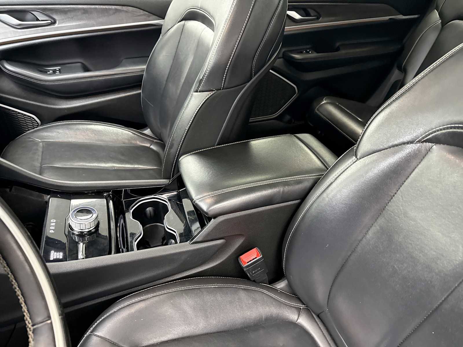 Used 2021 Jeep Grand Cherokee L Limited image 23