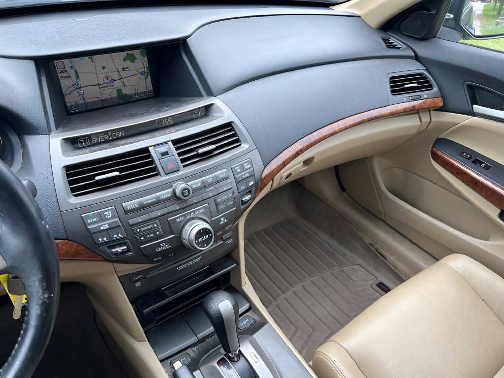 Used 2011 Honda Accord EX-L image 26