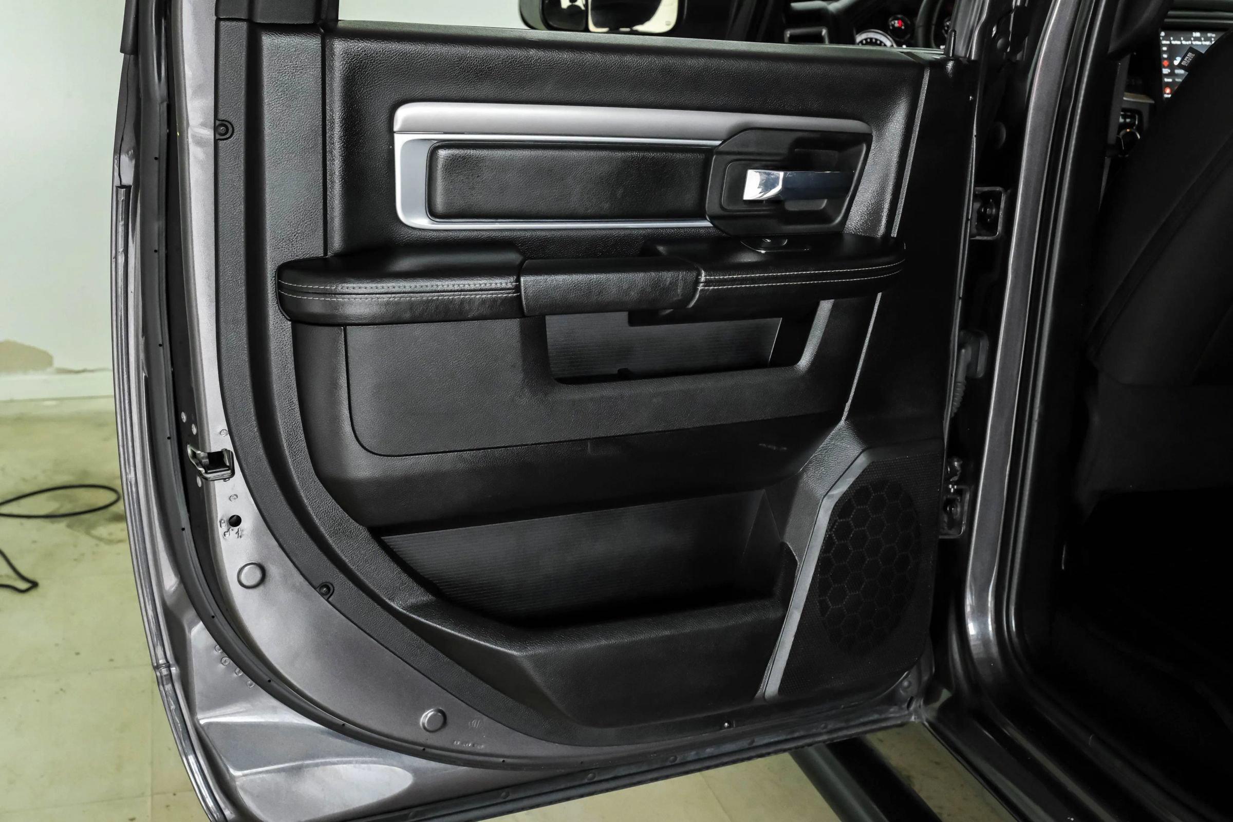 Used 2022 RAM 1500 Warlock w/ Electronics Group AWD/4WD image 39