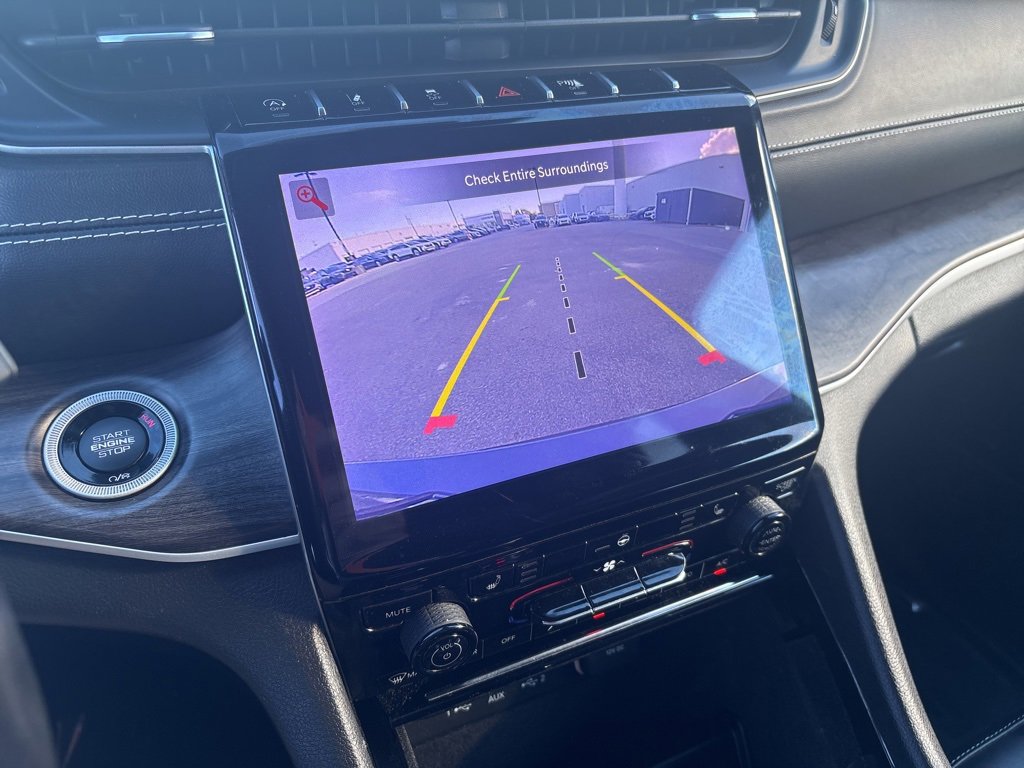 Used 2022 Jeep Grand Cherokee L Limited image 27