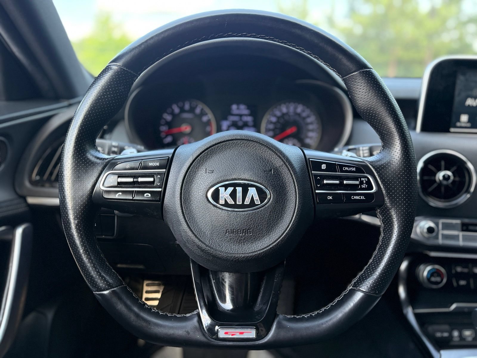 Used 2020 Kia Stinger GT RWD image 25