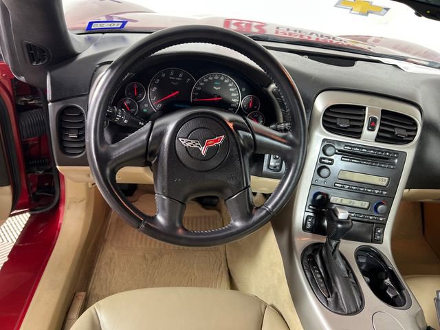 Used 2005 Chevrolet Corvette Coupe w/ Preferred Equipment Group RWD image 14