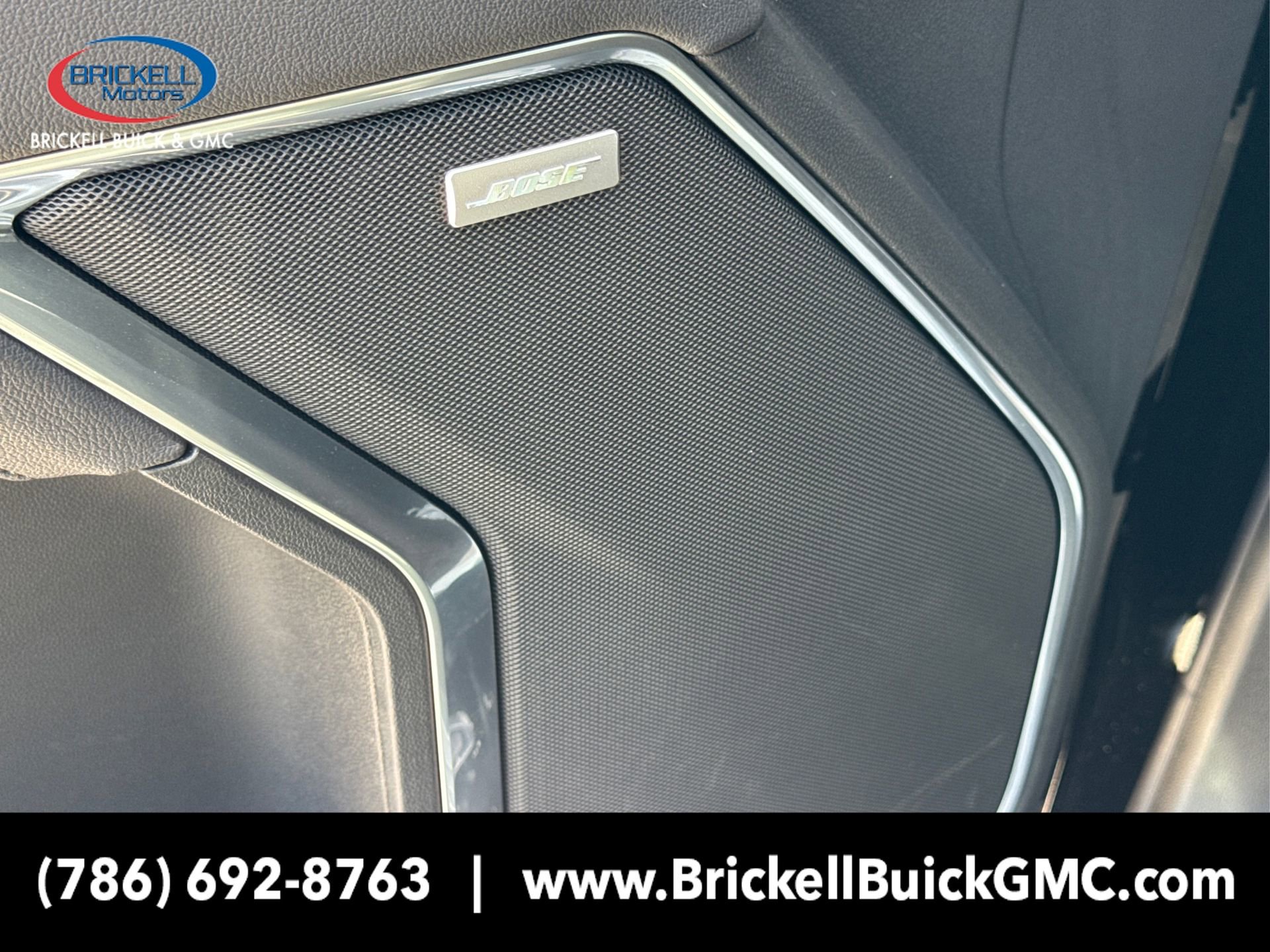 New 2025 GMC Sierra 3500 SLT w/ SLT Convenience Package image 33