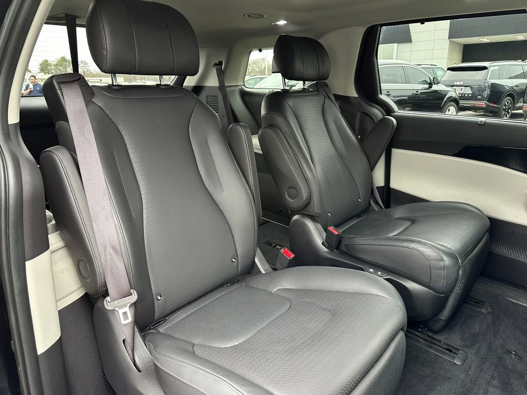 Used 2024 Kia Carnival SX Prestige FWD image 30