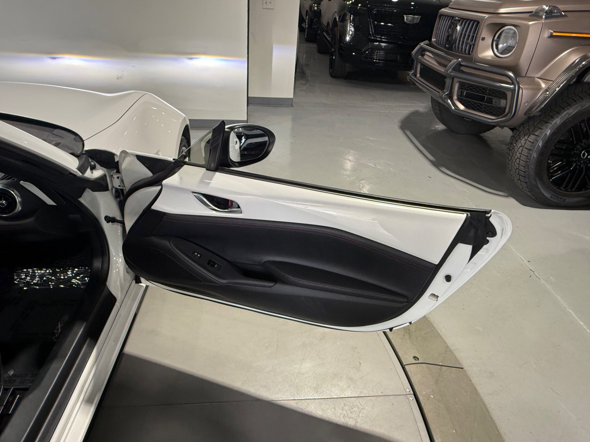 Used 2017 MAZDA MX-5 Miata RF Grand Touring RWD image 42