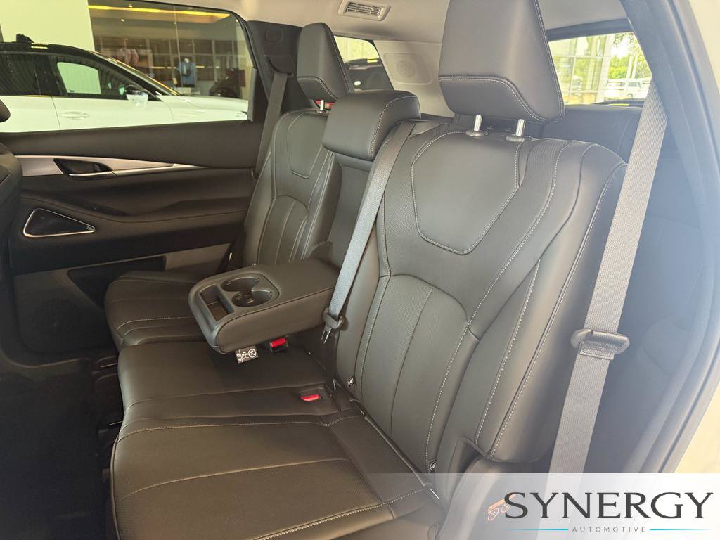 New 2027 INFINITI QX60 Luxe w/ Cargo Package FWD image 28