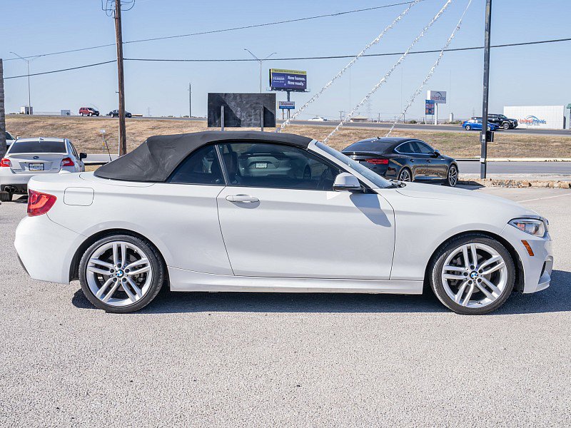 Used 2016 BMW 228i Convertible image 8