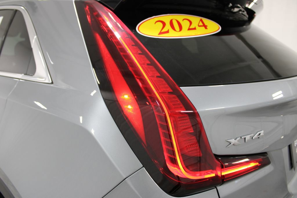 Used 2024 Cadillac XT4 Premium Luxury image 23