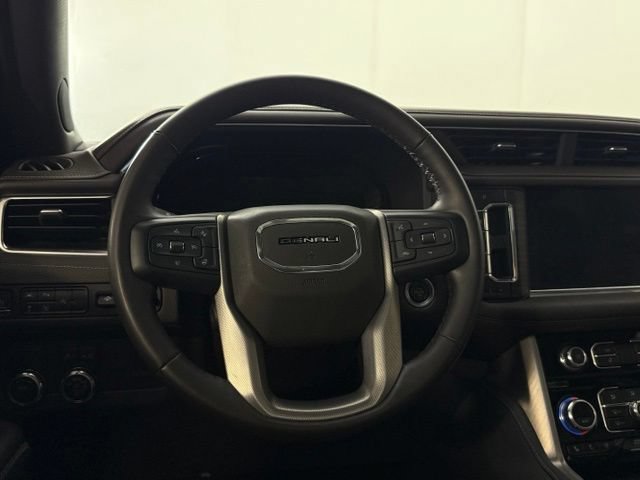 Used 2023 GMC Yukon XL Denali RWD image 23