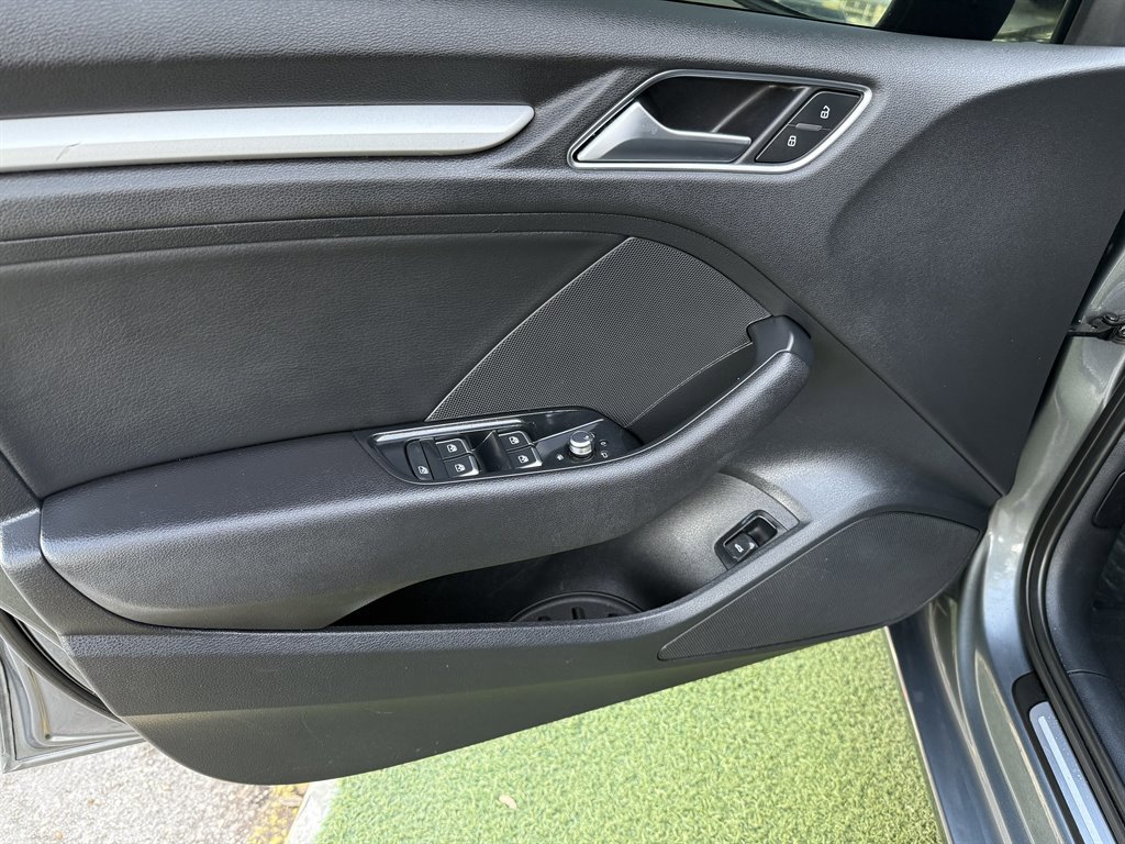 Used 2018 Audi A3 2.0T Premium w/ Convenience Package image 23