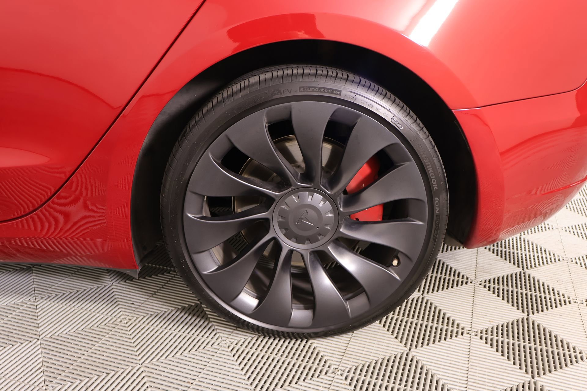 Used 2023 Tesla Model 3 Performance AWD/4WD image 18