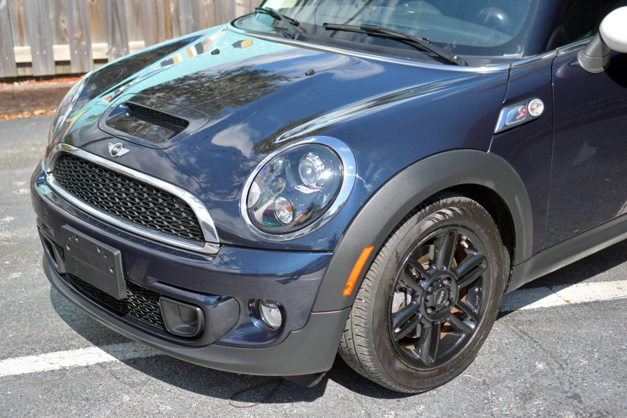 Used 2013 MINI Cooper S w/ Premium Pkg 2 FWD image 5